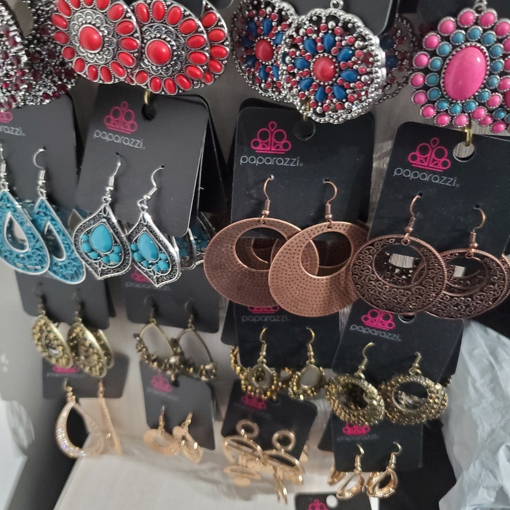 New! Paparazzi Mixed Jewelry Lot Wholesale NWT - Picture 2 of 4